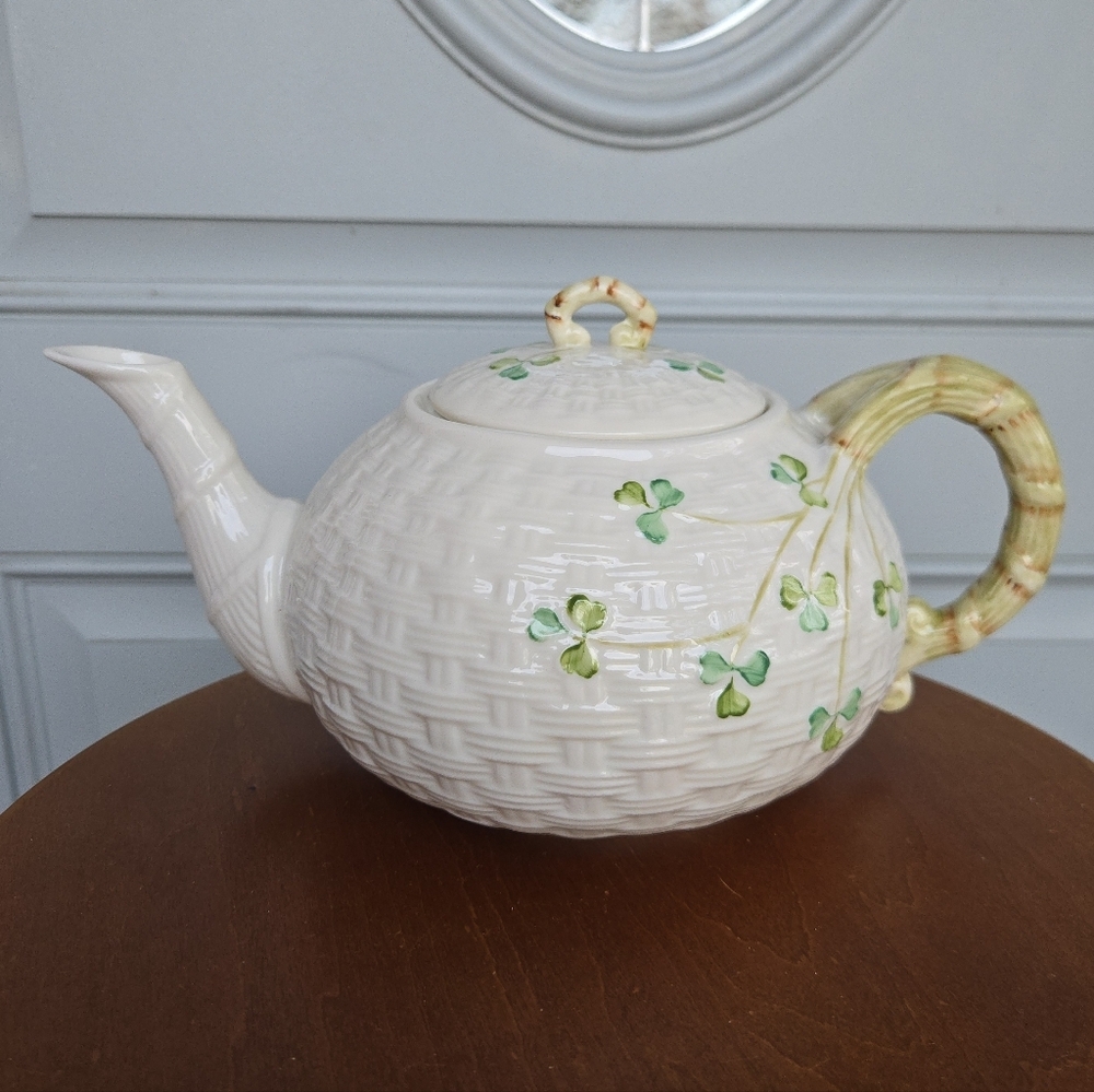 Belleek Classic Shamrock Teapot